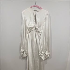Significant Other Demi Backless Long-Sleeve Column Gown. Size 4